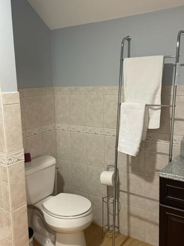 Comfortable Loft With Private Bathroom Бостън Екстериор снимка